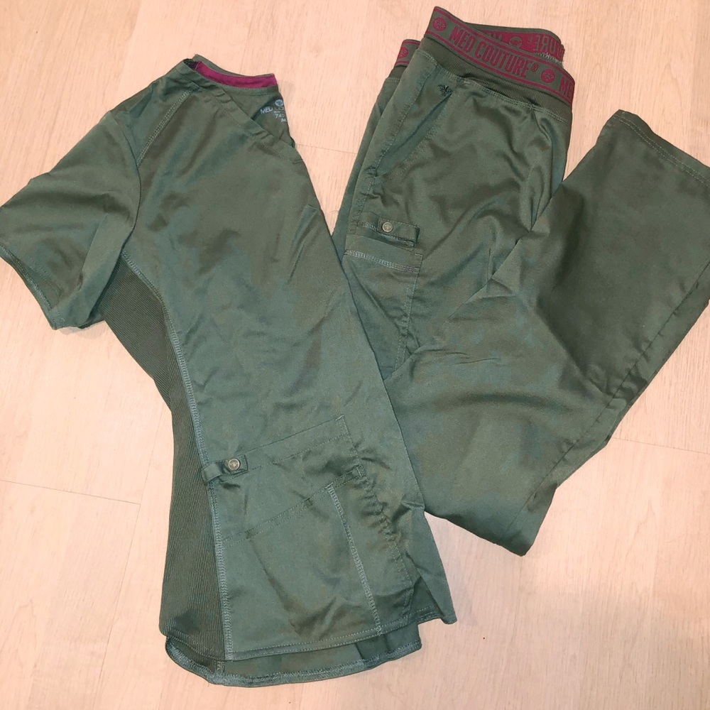 Med Couture Touch Women’s Scrub Set Medium Olive